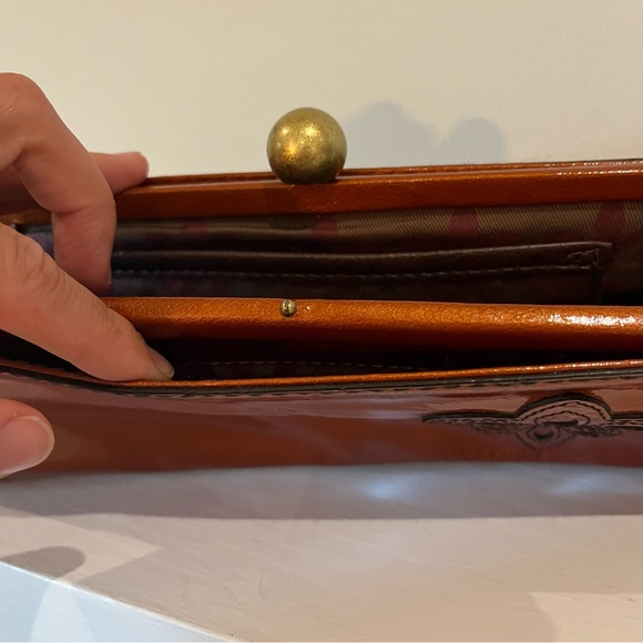 Vintage Gianni Bini Cognac Brown Clutch Bag/Purse. Excellent Condition. - Picture 8 of 11